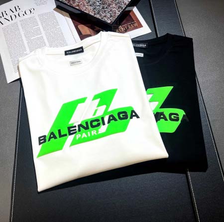2025年10月10日秋冬入荷新作BALENCIAGA長袖高...