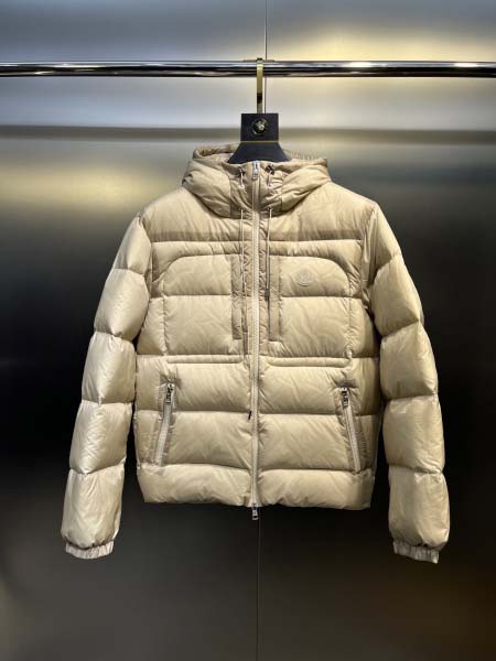 2025年10月11日秋冬入荷新作monclerダウンジャケ...