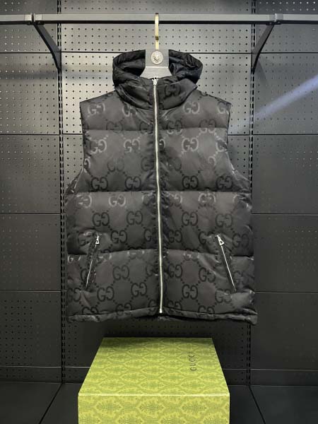 2025年10月11日秋冬入荷新作Gucciダウンジャケット...