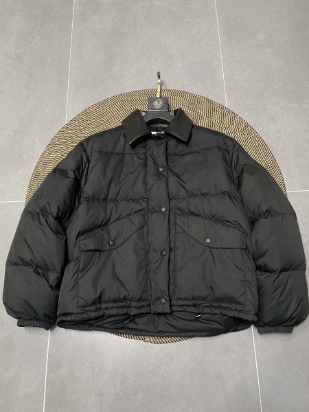 2025年10月11日秋冬入荷新作MIUMIUダウンジャケッ...