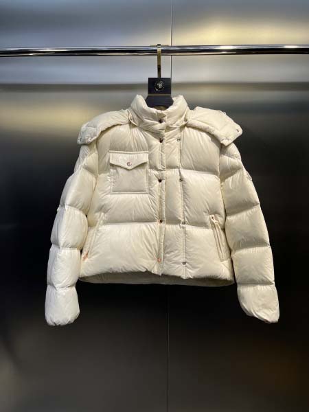 2025年10月11日秋冬入荷新作Monclerダウンジャケ...