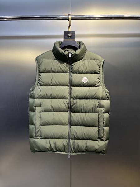 2025年10月11日秋冬入荷新作Monclerダウンベスト...