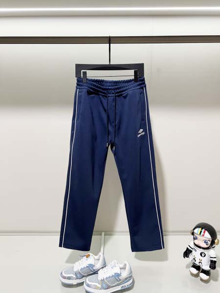 2025年10月12日秋冬入荷新作BALENCIAGAズボン...