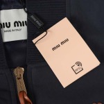 2025年10月12日秋冬入荷新作Miumiuジャケット高品質 人気商品/HL工場