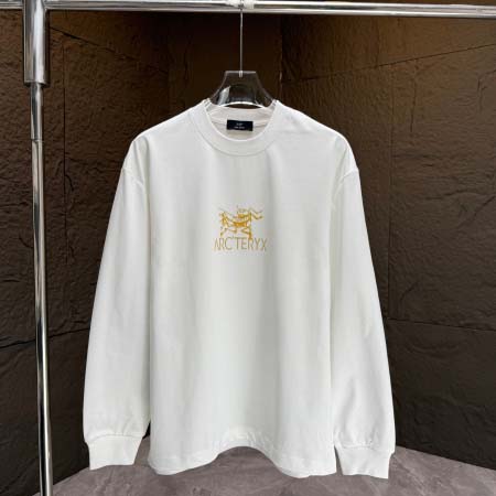 2025年10月12日秋冬入荷新作ARCTERYX長袖T シ...