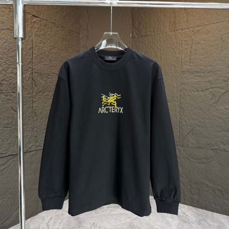 2025年10月12日秋冬入荷新作ARCTERYX長袖T シ...