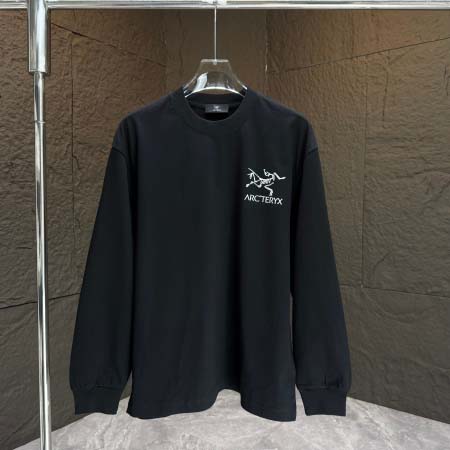 2025年10月12日秋冬入荷新作ARCTERYX長袖T シ...