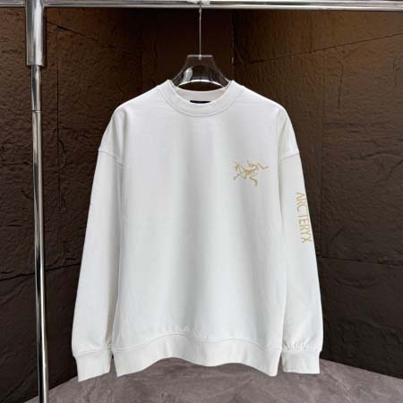 2025年10月12日秋冬入荷新作ARCTERYXスウェット...