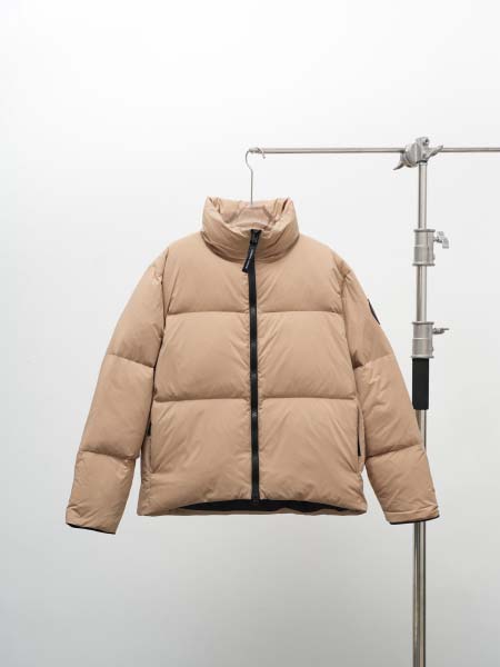 2025年10月12日秋冬入荷新作C ANADA GOOSE...