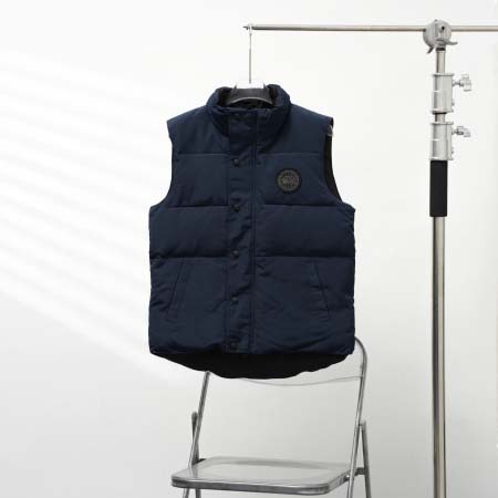 2025年10月12日秋冬入荷新作CANA*DA GOOSE...