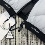 2025年10月13日入荷秋冬新作Monclerダウンジャケットファッション/誕生日プレゼント/贈り物 can工場