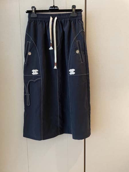 2025年10月13日入荷秋冬新作Chanel ズボン ファ...