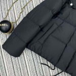 2025年10月13日入荷秋冬新作LOEWEダウンジャケットファッション/誕生日プレゼント/贈り物 can工場