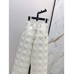 2025年10月13日入荷秋冬新作Dior ファッション/誕生日プレゼント/贈り物 can工場