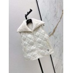 2025年10月13日入荷秋冬新作Dior ファッション/誕生日プレゼント/贈り物 can工場