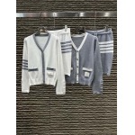 2025年10月13日入荷秋冬新作Thom Browne セットファッション/誕生日プレゼント/贈り物 can工場
