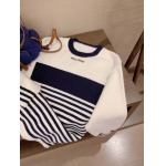 2025年10月13日入荷秋冬新作Miumiu ニット ファッション/誕生日プレゼント/贈り物 can工場