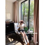 2025年10月14日入荷秋冬新作Miumiuアンダーシャツファッション/誕生日プレゼント/贈り物 can工場