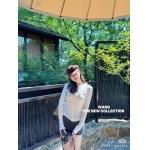 2025年10月14日入荷秋冬新作Miumiuアンダーシャツファッション/誕生日プレゼント/贈り物 can工場