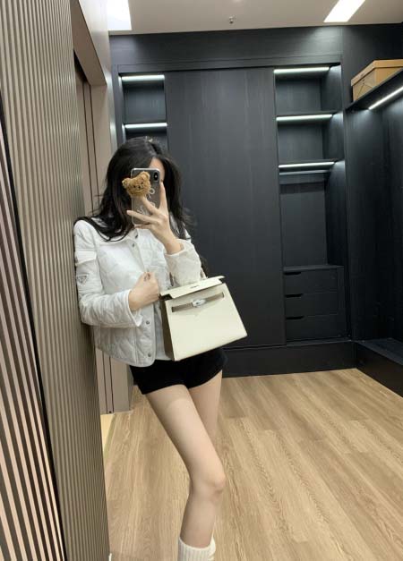 2025年10月14日入荷秋冬新作Pradaジャケットファッ...