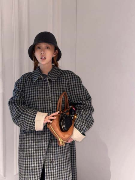 2025年10月14日入荷秋冬新作MIUMIU ロングコート...