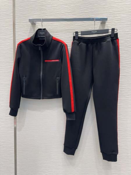 2025年10月14日入荷秋冬新作Prada セットファッシ...