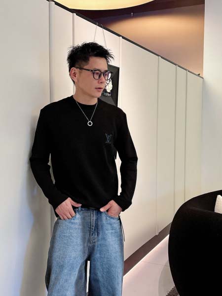 2025年10月14日入荷新作Louis Vuitton長袖...