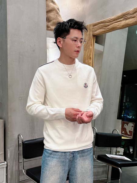 2025年10月14日入荷新作Monclerウール混紡 ニッ...