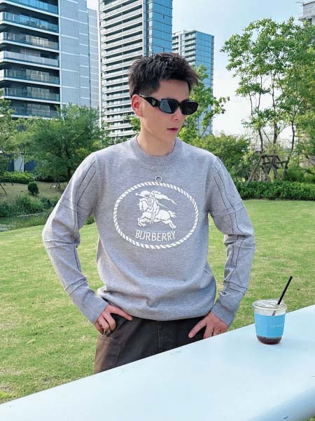 2025年10月15日入荷新作Burberryウール混紡 ニ...