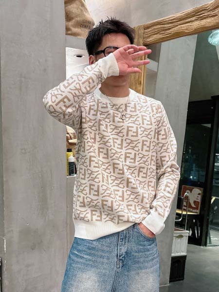 2025年10月15日入荷新作Fendiウール混紡 ニット/...