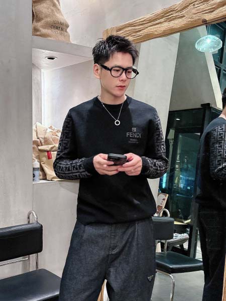 2025年10月15日入荷新作Fendiウール混紡 ニット/...