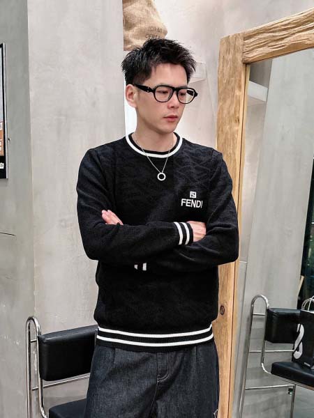 2025年10月15日入荷新作Fendiウール混紡 ニット/...