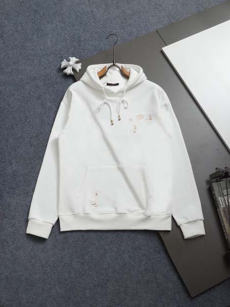 2025年10月17日秋冬入荷新作Louis Vuitton...