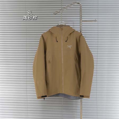 2025年10月20日秋冬入荷新作ARCTERYX ジャケッ...