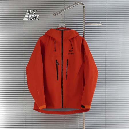 2025年10月20日秋冬入荷新作ARCTERYX ジャケッ...