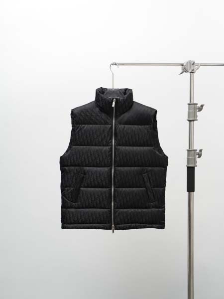 2025年10月20日秋冬入荷新作Diorダウンジャケット高...