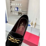 2025年10月22日入荷新作VALENTINO女性用35-42靴人気商品★/誕生日プレゼント/高品質/SL工場