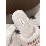 2025年10月22日入荷新作miumiu女性用35-41靴人気商品★/誕生日プレゼント/高品質/SL工場