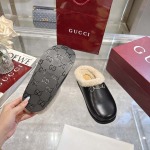 2025年10月22日入荷新作GUCCI女性用35-42靴人気商品★/誕生日プレゼント/高品質/SL工場