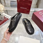 2025年10月22日入荷新作GUCCI女性用35-42靴人気商品★/誕生日プレゼント/高品質/SL工場