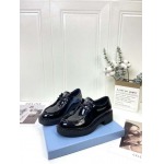 2025年10月22日入荷新作Prada男女兼用35-46靴人気商品★/誕生日プレゼント/高品質/SL工場