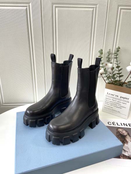 2025年10月22日入荷新作Prada女性用35-41靴人...
