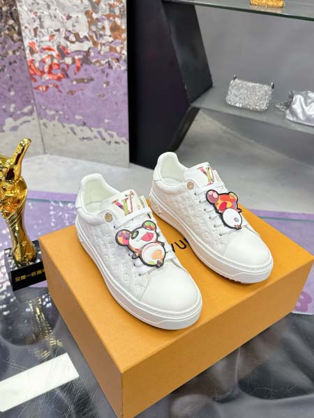 2025年10月22日入荷新作Louis Vuitton女性...