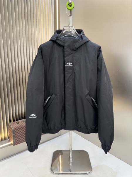 2025年10月22日秋冬入荷新作balenciaga ダウ...