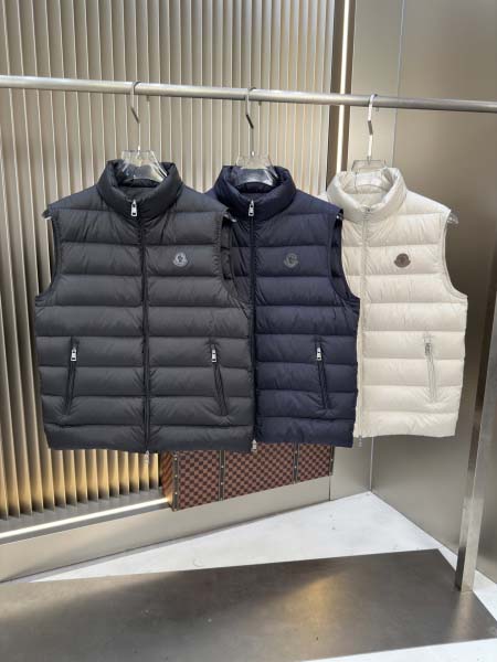 2025年10月22日秋冬入荷新作MONCLERダウンジャケ...