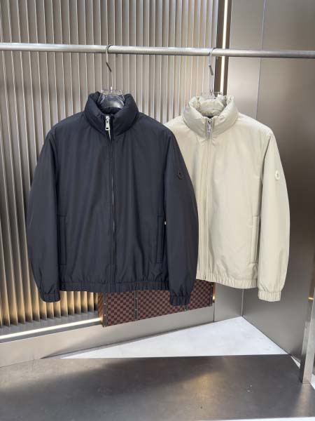 2025年10月22日秋冬入荷新作MONCLERダウンジャケ...