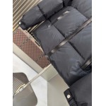 2025年10月22日秋冬入荷新作Pradaダウンジャケット高品質 人気商品/DD工場