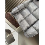 2025年10月22日秋冬入荷新作Louis Vuittonダウンジャケット高品質 人気商品/DD工場