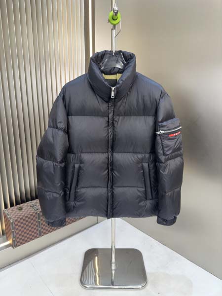 2025年10月22日秋冬入荷新作Pradaダウンジャケット...