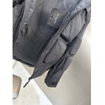 2025年10月22日秋冬入荷新作Balenciaga ダウンジャケット高品質 人気商品/DD工場